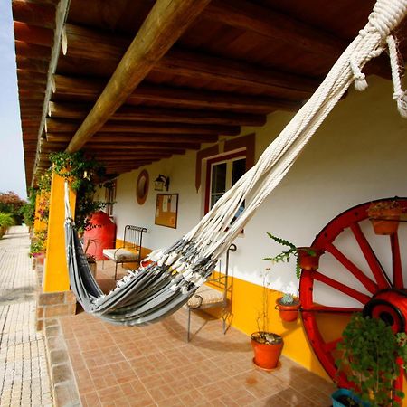 Monte Chalaca - Turismo Rural Villa Ferreira Do Alentejo Bagian luar foto